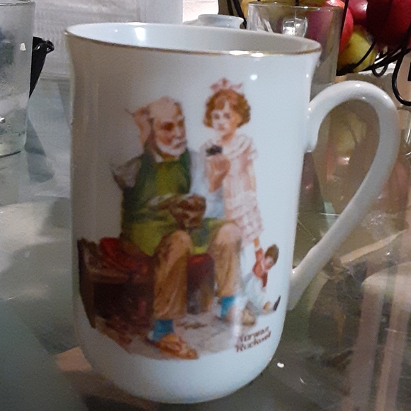 Normand Rockwell  cups - Picture 5 of 5
